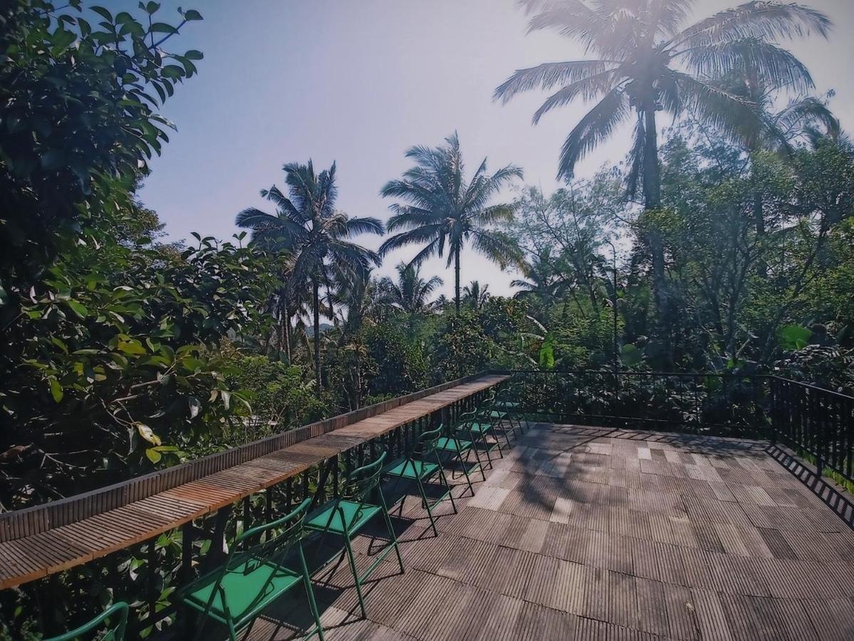 Kebun Kita Eco Lodge Padangan  エクステリア 写真